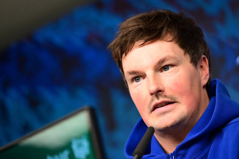 HSV-Coach Merlin Polzin (35) weiß, was mit dem FC Bayern auf seine Mannschaft zukommt.