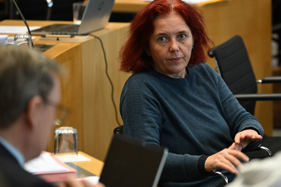 Die Grünen-Fraktionschefin Astrid Rothe-Beinlich (49) warf den Christdemokraten am Donnerstag im Parlament in Erfurt Symbolpolitik vor.