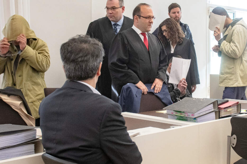 Einer der im Zuge der Prügelattacke in Amberg verurteilten Asylbewerber wurde nun abgeschoben.