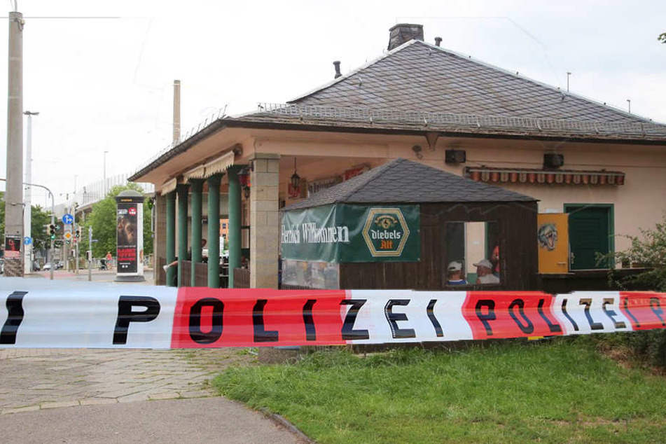 Er lag in einer Toilette! Leiche in Dresdner Imbiss entdeckt TAG24