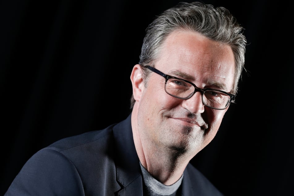 Matthew Perry (†54) brachte mit seinem trockenen Humor viele zum Lachen, auch andere Seriendarsteller wie Lisa Kudrow.