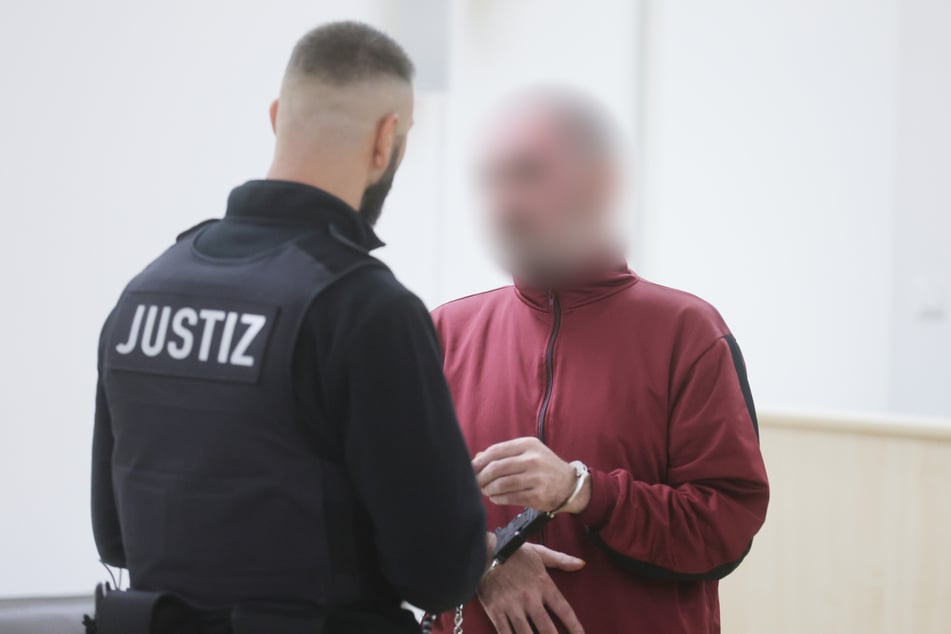 Der Mann wurde zu einer lebenslangen Haftstrafe veruerteilt.