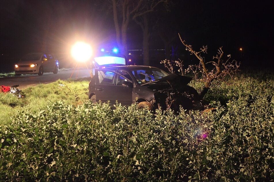 Aufgrund des Aufpralls erlitt der 27-Jährige leichte Verletzungen.