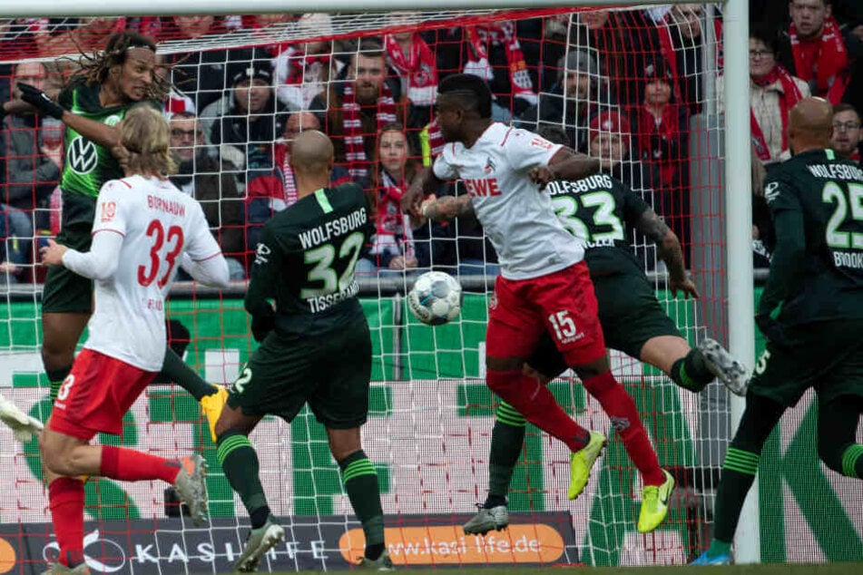 Jhon Cordoba erzielt das 1:0 für den 1. FC Köln (23.).