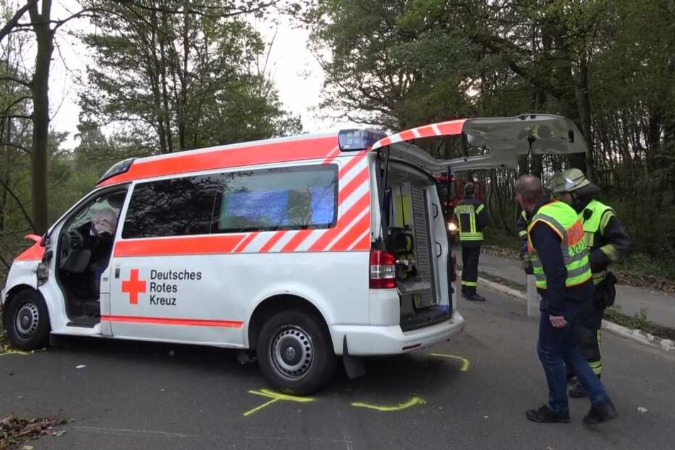 Der Wagen wurde bei dem Unfall erheblich zerstört.