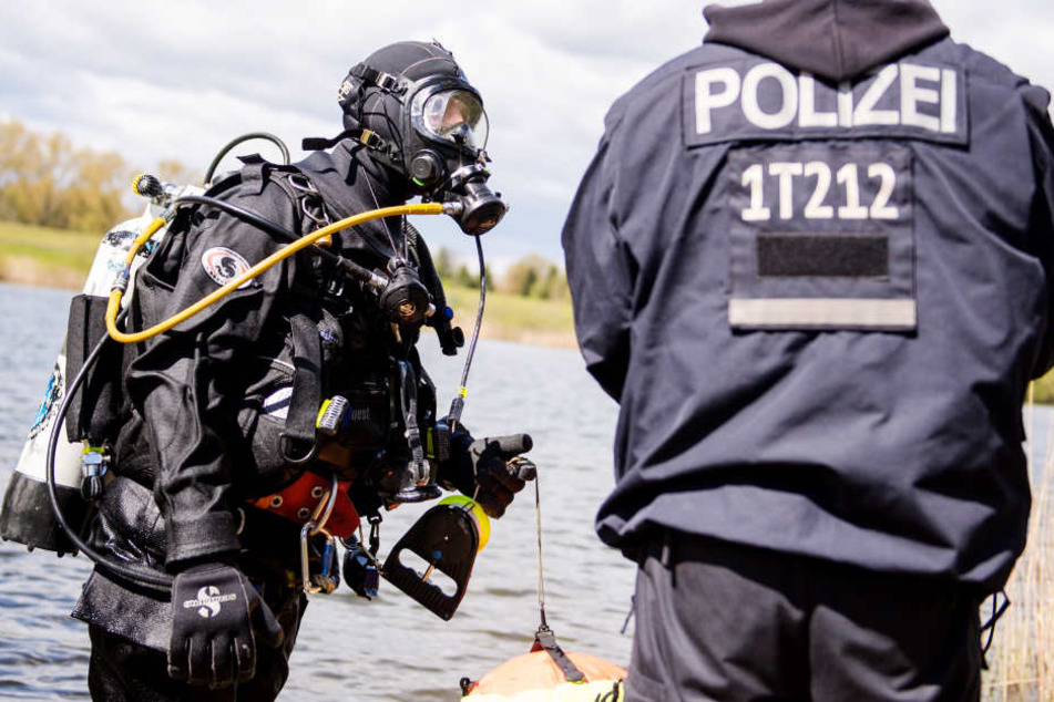 Die Polizei sucht nach dem 25-Jährigen. (Symbolbild)