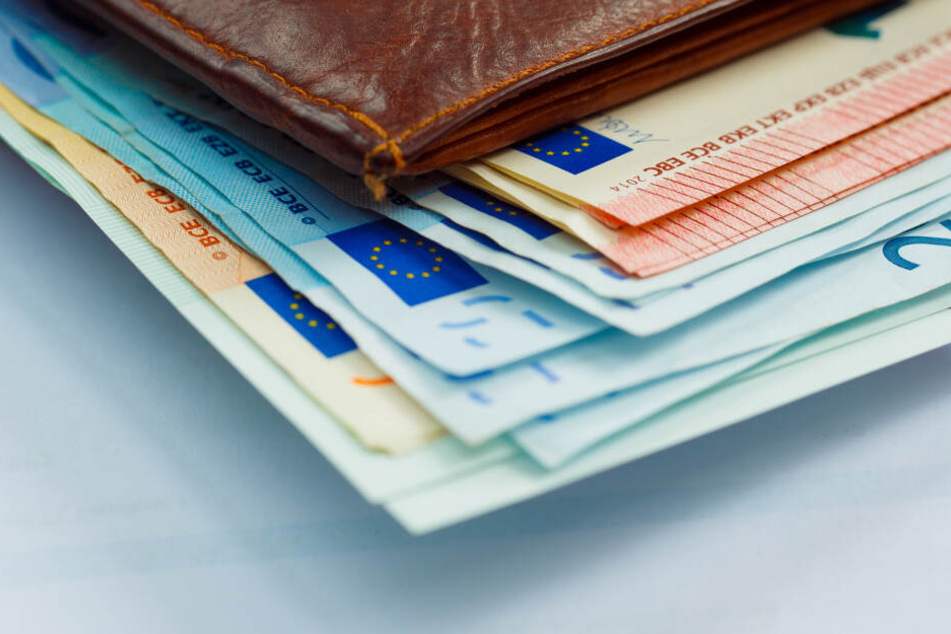 Vor dem Tod hatte der Rentner 600 Euro abgehoben, die verschwunden sind (Symbolbild).