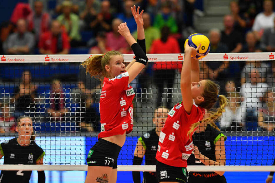 Nach der Pause in Potsdam sind die Auswahlspielerinnen Brie King (r.) und Camilla Weitzel am morgigen Samstag gegen Stuttgart wieder am Ball.