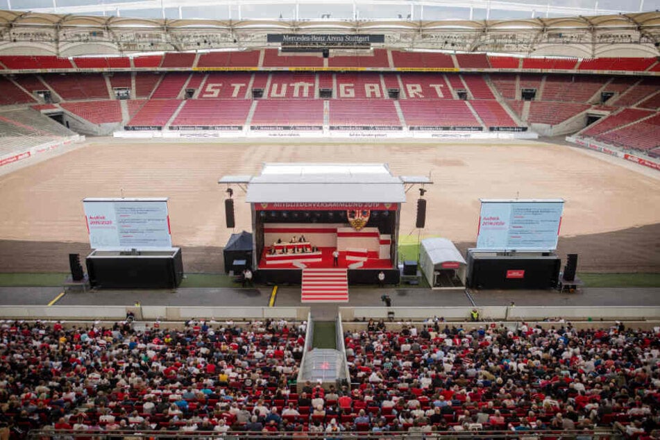 Mitgliederversammlung des VfB Stuttgart in der Mercedes-Benz-Arena.