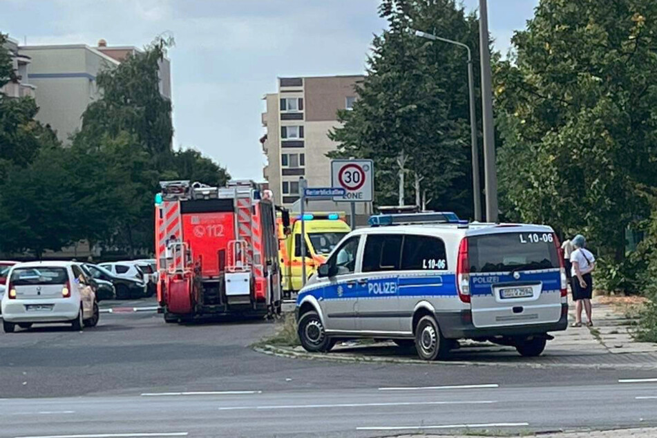 Polizei, Rettungswesen und Feuerwehr wurden am Sonntag nach Paunsdorf alarmiert, dort stand eine Wohnung in Flammen.