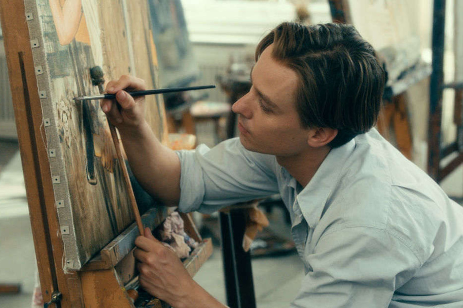 Tom Schilling als Künstler Kurt Barnert in seinem neuen Film "Werk ohne Autor".