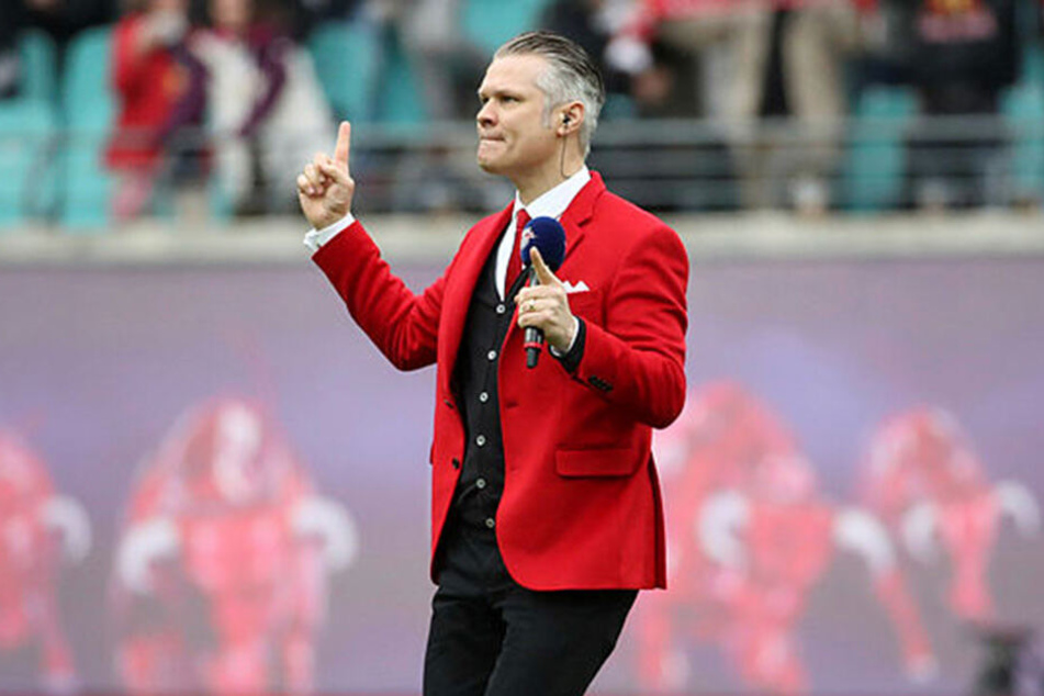 Thoelke tanzt bereits seit 2011 bei Heimspielen durch die Red Bull Arena.