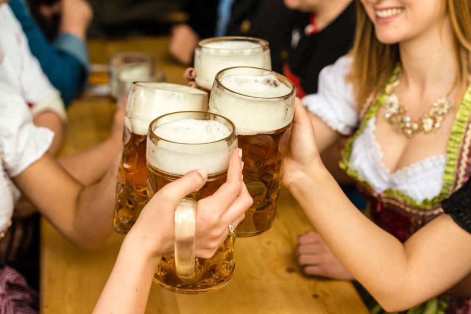 "Preisgünstiges Familiengetränk": Die Wirte heben den Bierpreis auf 10,95 Euro an.