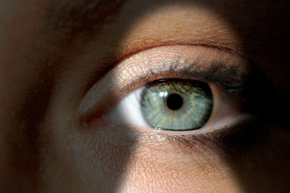 Die 30-Jährige verlor infolge ihrer Verletzungen im Gesicht ein Auge. (Symbolbild)