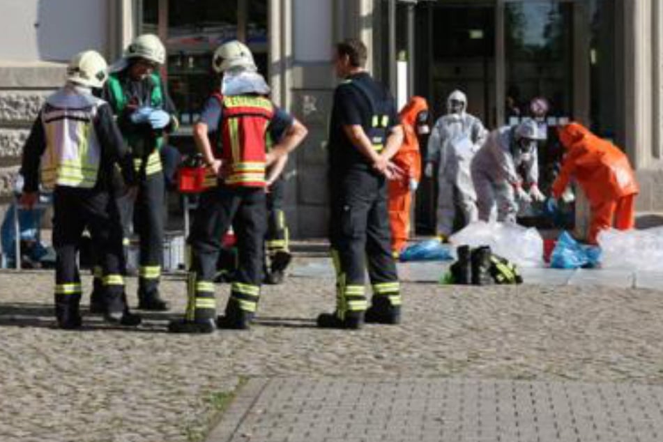 Leipzig: Pulver-Alarm bei der Deutschen Rentenversicherung: Mehrere Menschen evakuiert und untersucht