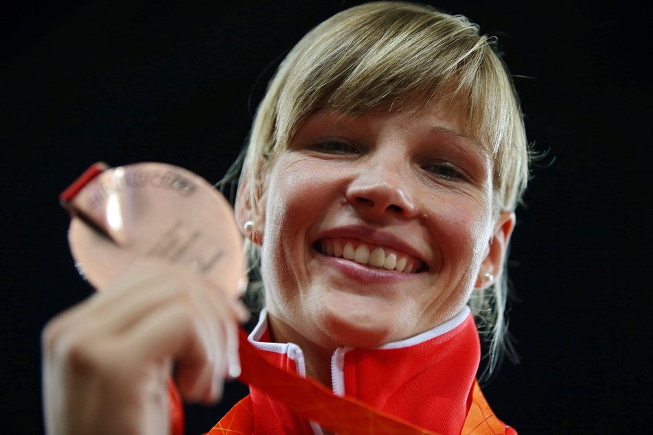 Nadine Müller (36) mit ihrer Bronze-Medaille in Beijing im Jahr 2015.