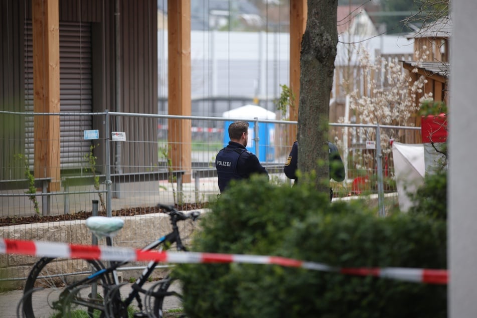 Ein Mann wurde durch Stiche tödlich verletzt.