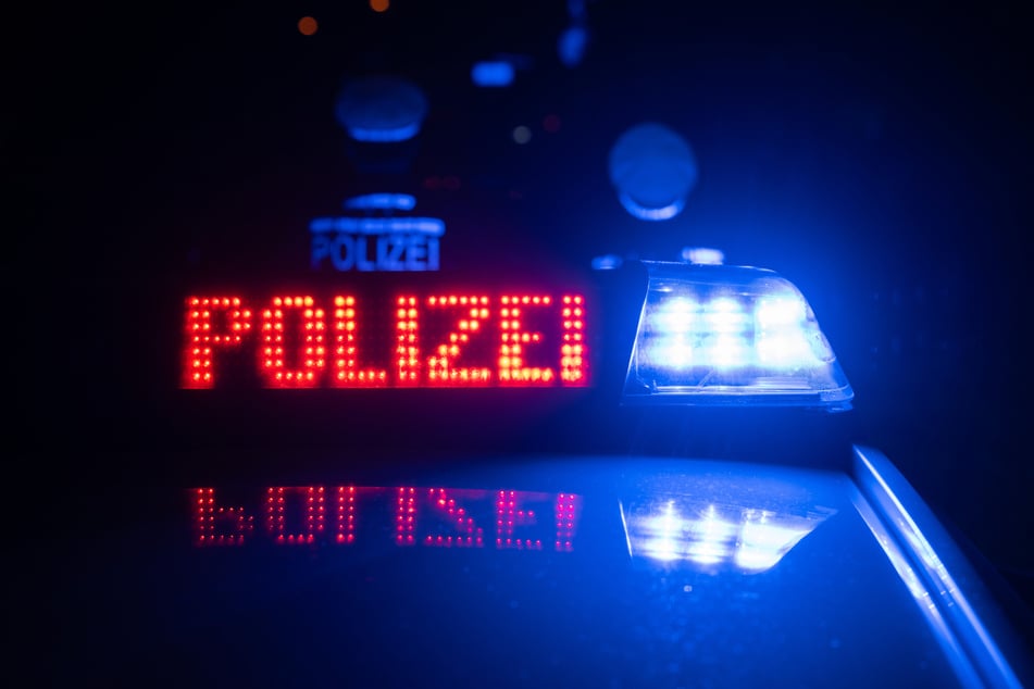 Die Polizei konnte die Frau schließlich stoppen. (Symbolbild)