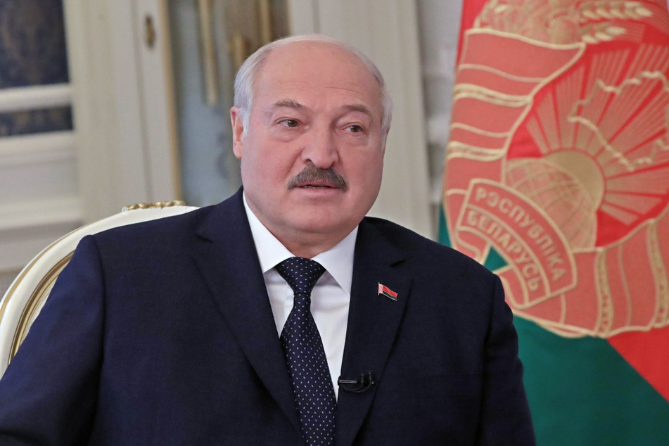 Alexander Lukaschenko (68) ließ sich zuletzt 2020 zum belarussischen Präsidenten wählen.