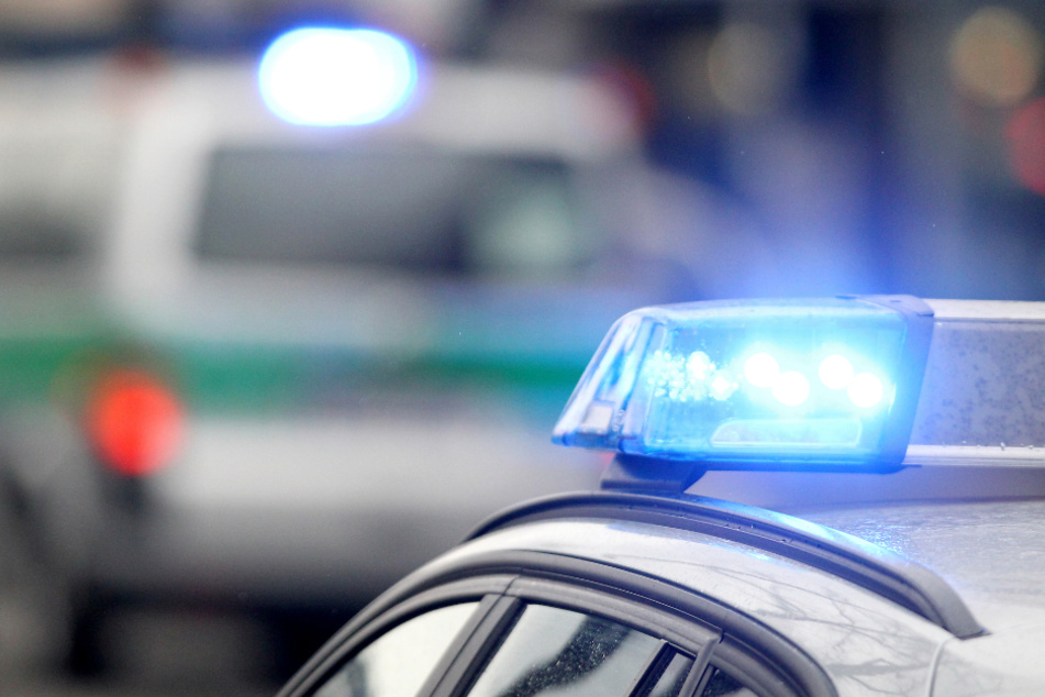 Der Streifenwagen war nicht mehr einsatzfähig. (Symbolbild)