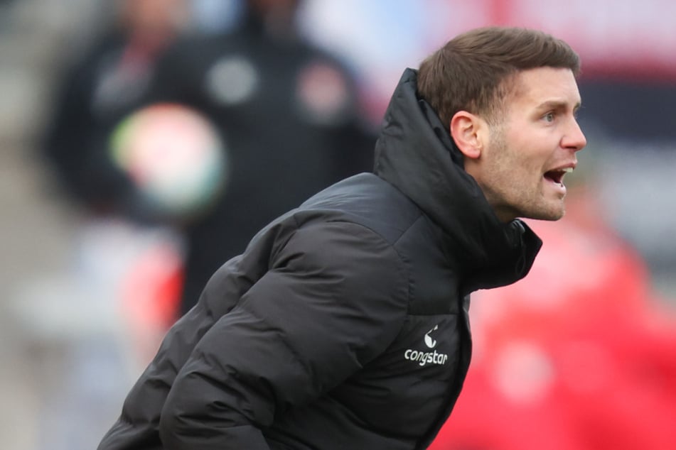 FCSP-Trainer Fabian Hürzeler (30) gab gegen den 1. FC Nürnberg sein Debüt als Cheftrainer im Januar dieses Jahres.