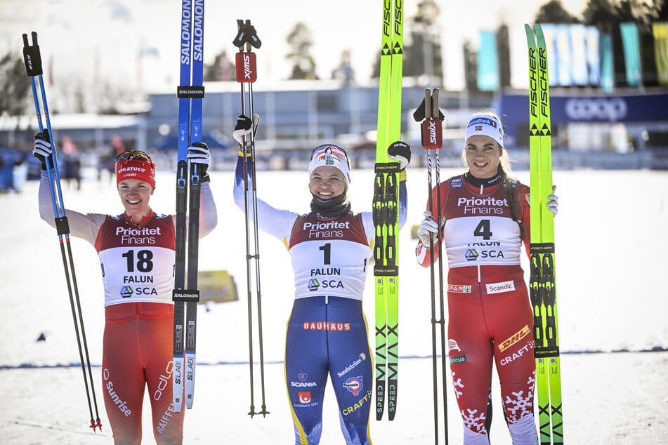 Erst vor zwei Wochen hatte Svahn (M.) ihr beeindruckendes Comeback mit dem Sprint-Sieg in Falun gefeiert.