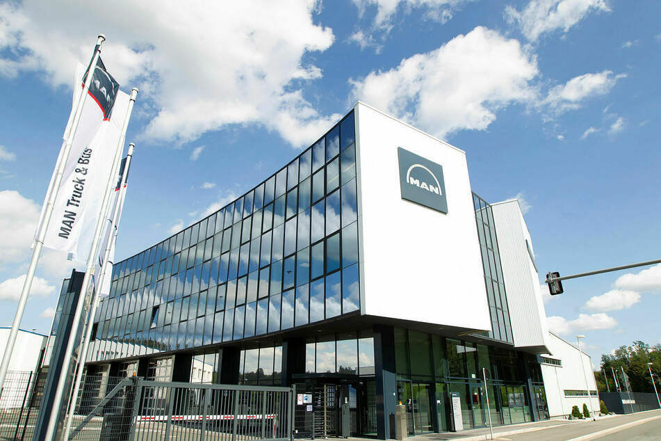 Das Bus Modification Center (BMC) von MAN in Plauen ist in seiner Existenz bedroht.