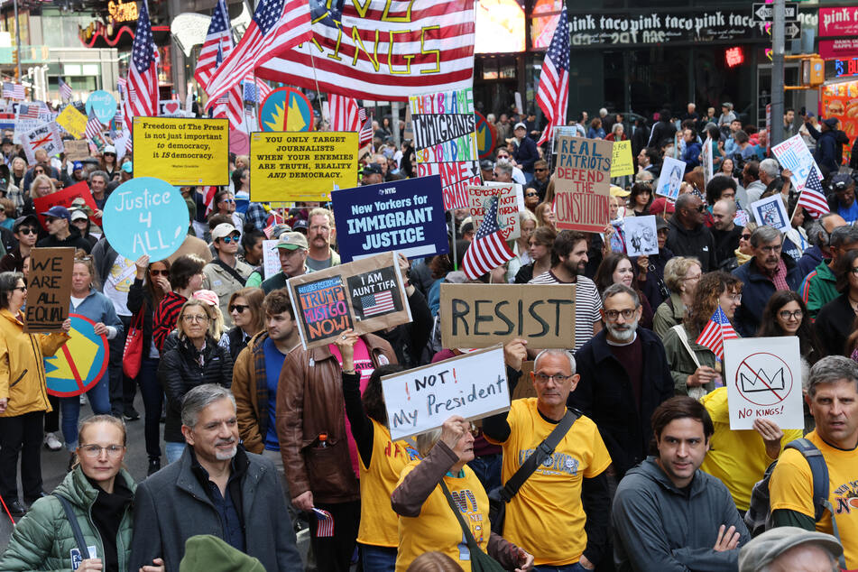 Millionen wollten ein Zeichen gegen die Politik von Donald Trump setzen.