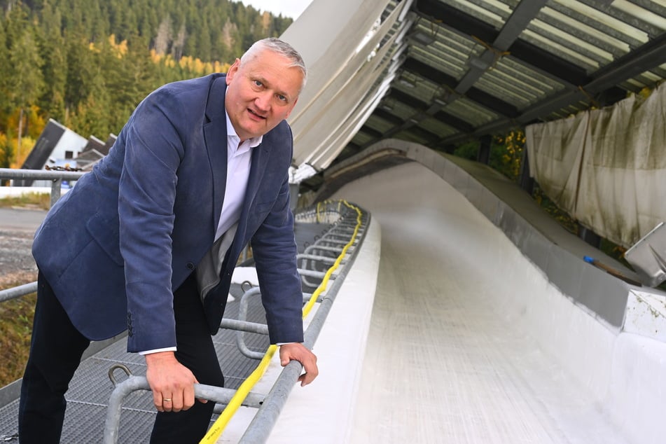 Der Eiskanal in Altenberg und Geschäftsführer Jens Morgenstern wehren sich gegen den Vorwurf, seit dem Unglück 2024 nichts verändert zu haben.