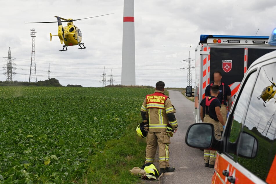 Ein Rettungshubschrauber aus Aachen wurde angefordert, um den Landwirt in eine Klinik zu bringen.