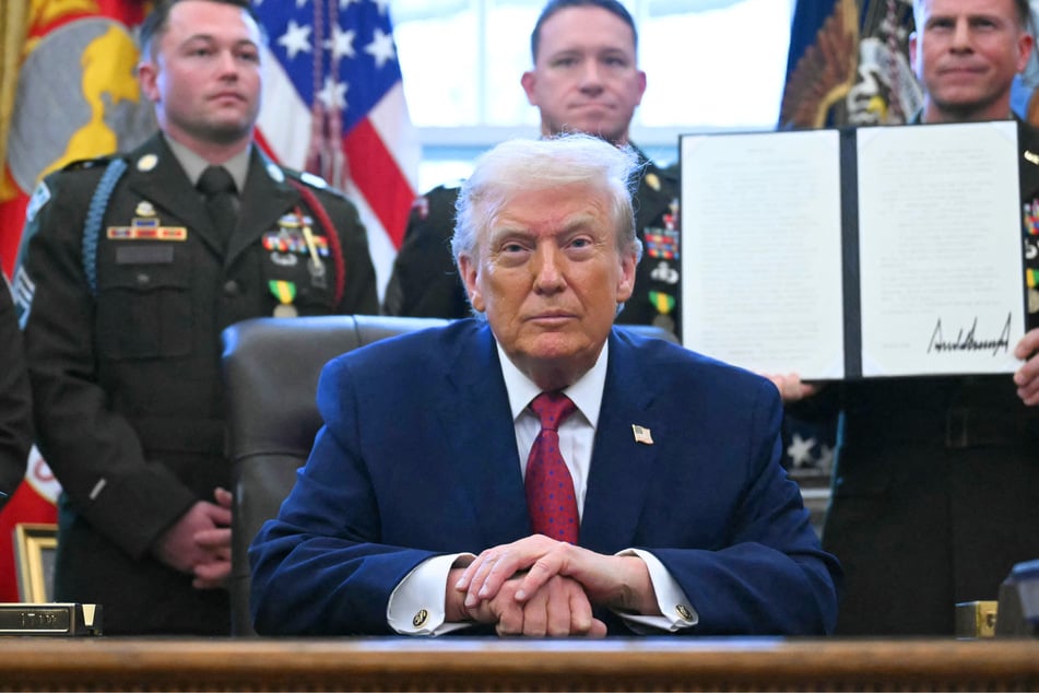 Trump signs executive order reclassifying fentanyl as weapon of mass destruction