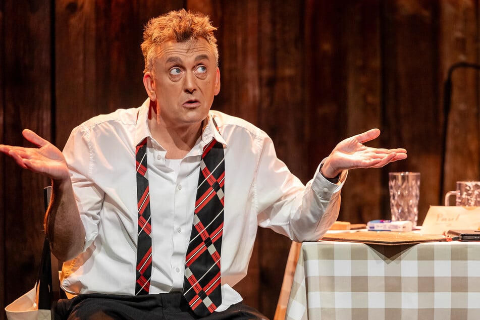 Mit seiner Hommage auf Olaf Böhme (†65) trifft Thomas Kaufmann (48, F.) als "betrunkener Sachse" einmal mehr ins Schwarze.