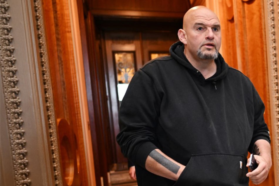 Senator John Fetterman issues update after weekend car crash