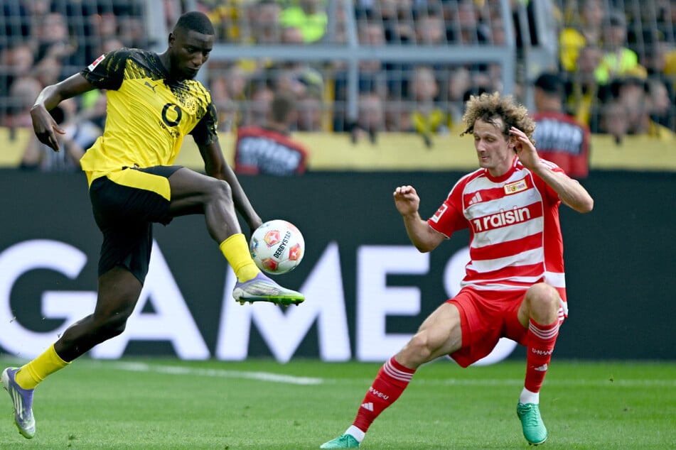Nur am zweiten Spieltag stand Kral (r.) in Dortmund bislang in der Startelf.