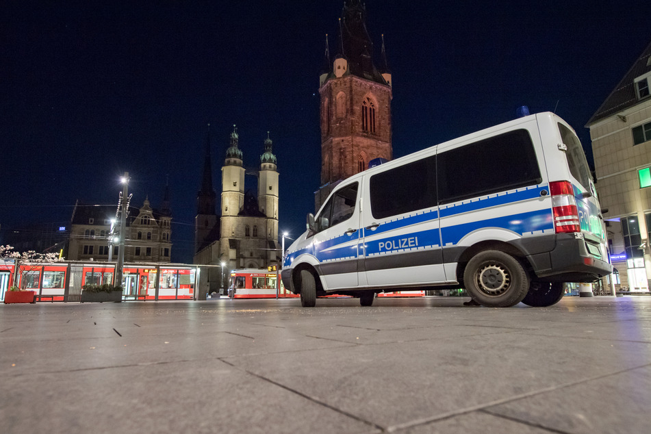 Passant brüllt "Judensau" und "Heil Hitler" und wird gewalttätig