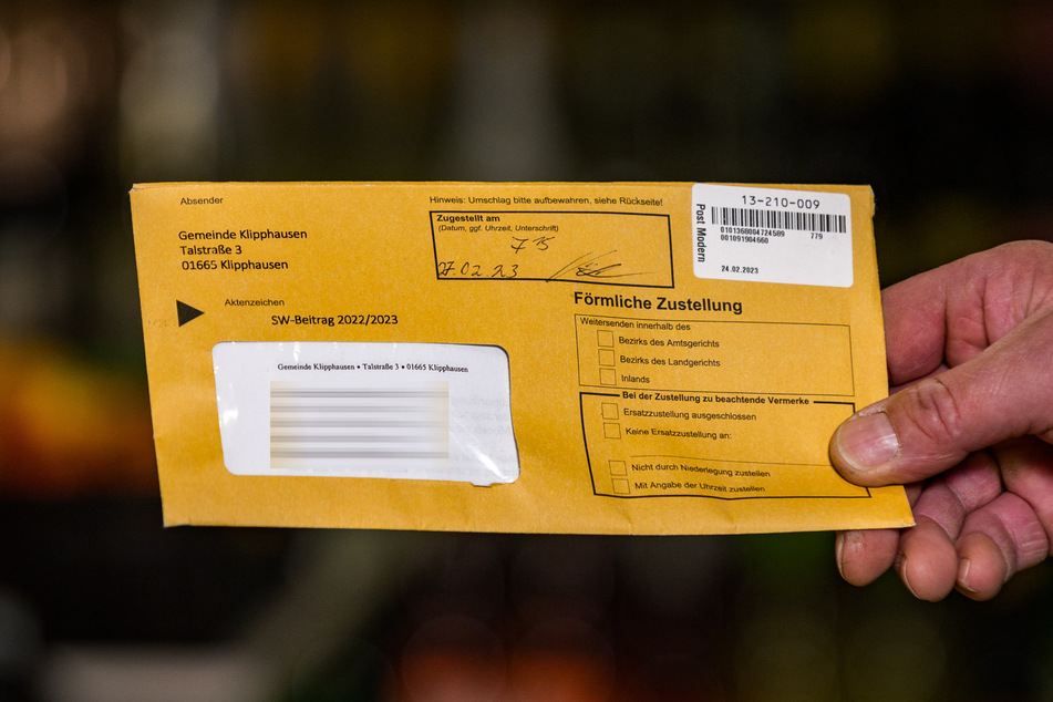 1200 solcher gelben Briefe sind in den vergangenen Wochen an Grundstücksbesitzer verschickt worden.