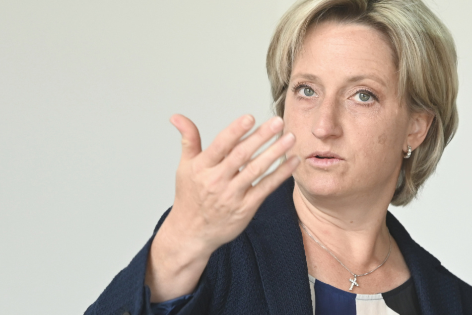 Baden-Württembergs Wirtschaftsministerin Nicole Hoffmeister-Kraut (48, CDU).