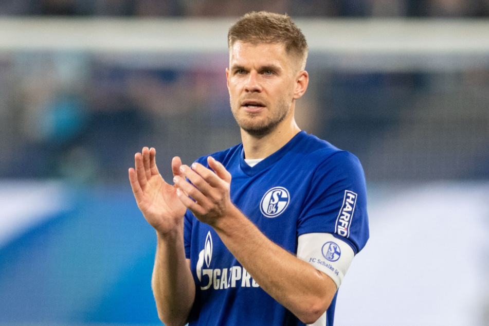 Bitterer Rückschlag im Aufstiegsrennen für den FC Schalke: Simon Terodde (33) fällt vorerst aus.