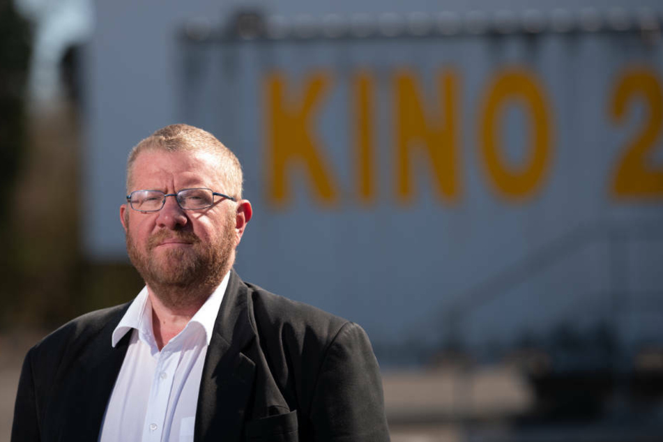 "Die Autokinos schießen aus dem Boden wie Pilze", sagte Theaterleiter Heiko Desch vom Autokino Gravenbruch.