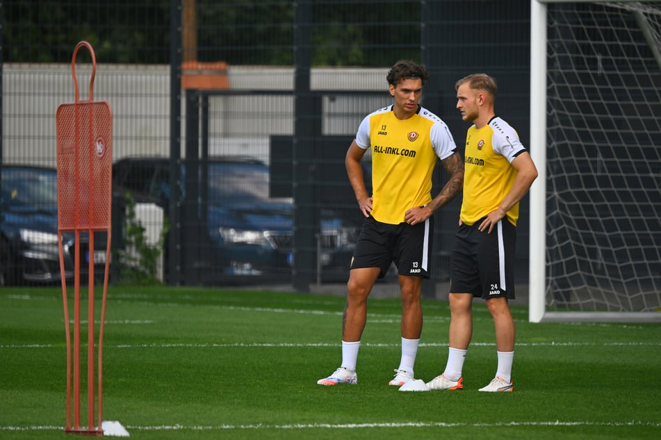 Die freie Zeit ist vorbei: Julian Pauli (20, l.) und Tony Menzel (20) starteten zusammen mit allen anderen in die Vorbereitung auf Elversberg.