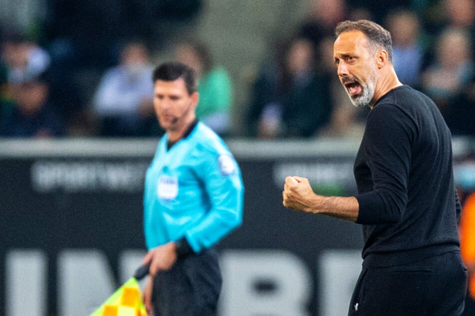 VfB-Coach Pellegrino Matarazzo (43) warnte vor der Kontergefährlichkeit Union Berlins und will den Fokus wieder auf die defensive Stabilität legen.