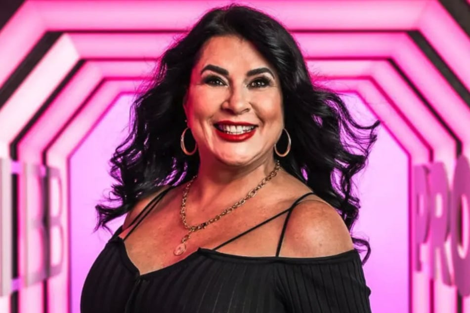 Gemeinsam mit ihrem Schwiegersohn Lucas Cordalis (59) mischt Iris Katzenberger (59) den Cast bei "The Power" auf.