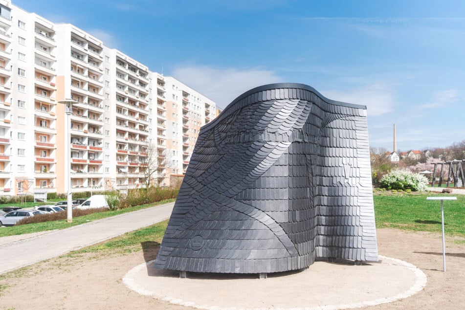 "dingenunner, dingenauf" verbindet am Muldeufer moderne Kunst mit traditionellem Handwerk.