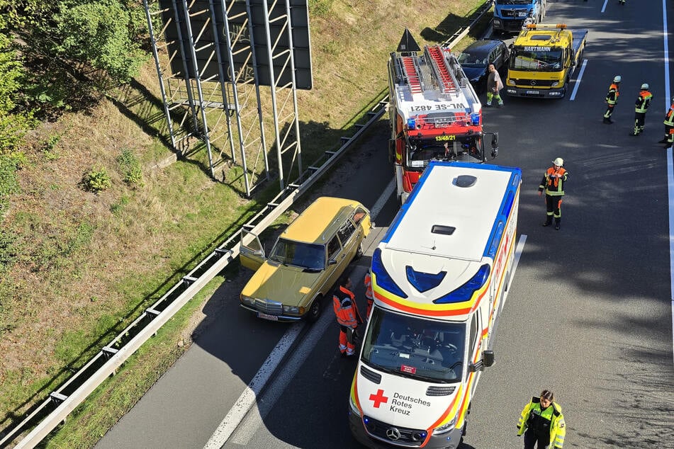 Am heutigen Montag ist ein Lkw auf der A39 bei Maschen in ein Stauende gekracht. Vier Personen wurden dabei verletzt.