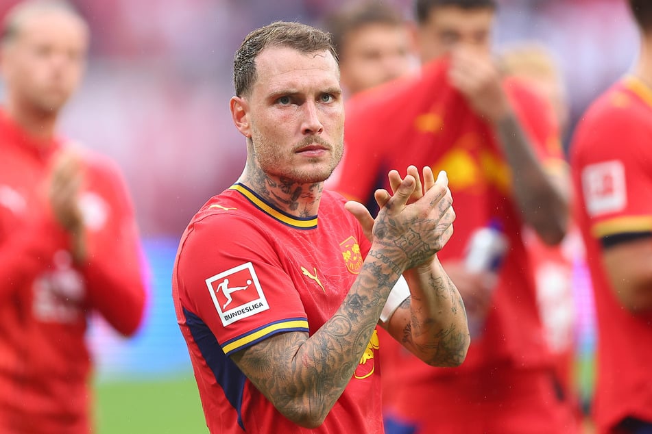 RB Leipzigs Kapitän David Raum (28) hofft, dass es bei Assan vielleicht doch nicht so schlimm ist wie erwartet.