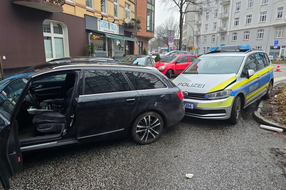 Ein Audifahrer lieferte sich am Donnerstagmorgen eine wilde Verfolgungsjagd mit der Polizei durch Hamburg.