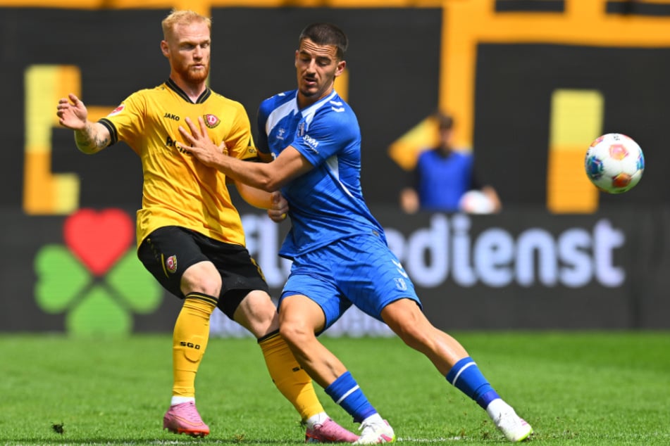 Am zweiten Spieltag traf Andi Hoti (22, r.) auf seinen Ex-Verein. Damals gewann Magdeburg auswärts mit 2:1.