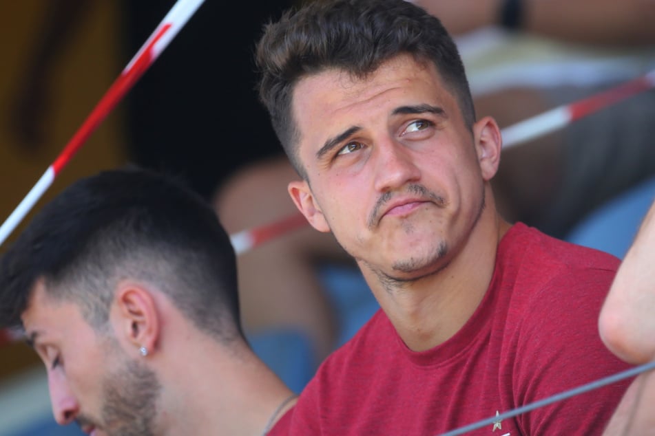 Musste die Kapitänsbinde abgeben: Stuttgarts Verteidiger Marc Oliver Kempf (25).