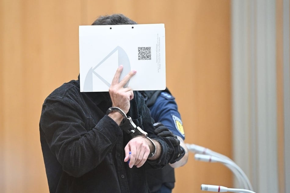 Der Angeklagte (26) soll Mitte September verurteilt werden.