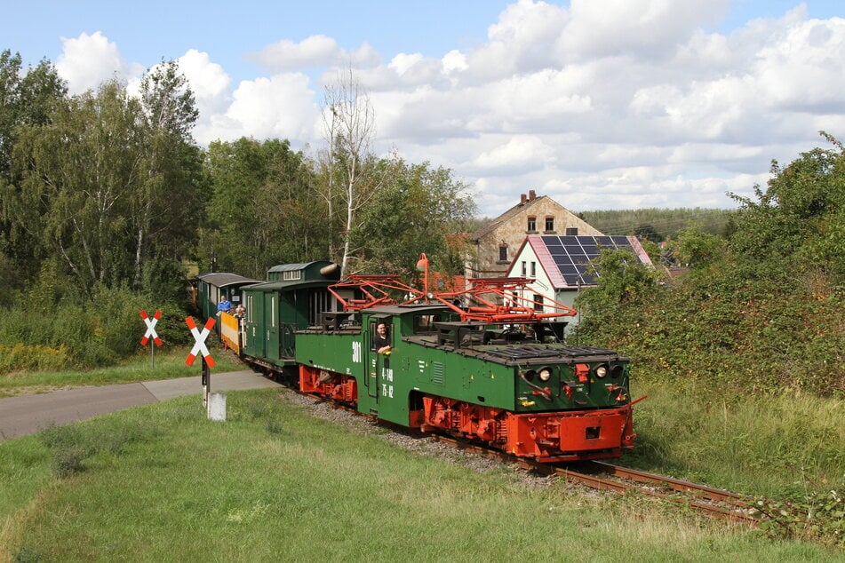 Auch eine Elektro-Lokomotive kommt bei den Bahnfreunden aus Meuselwitz zum Einsatz.